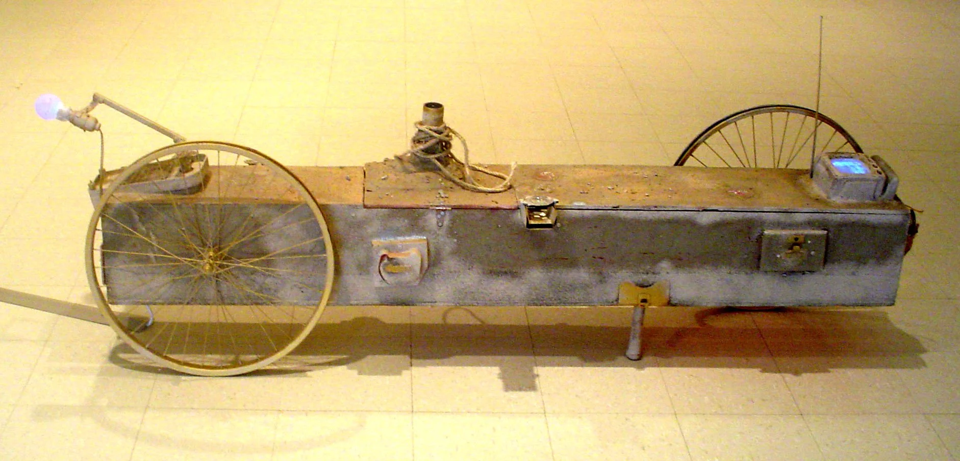 sculpture %22Mitochondria Eve II%22 side view George Hughes.jpg