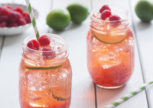 Raspberry and lime water