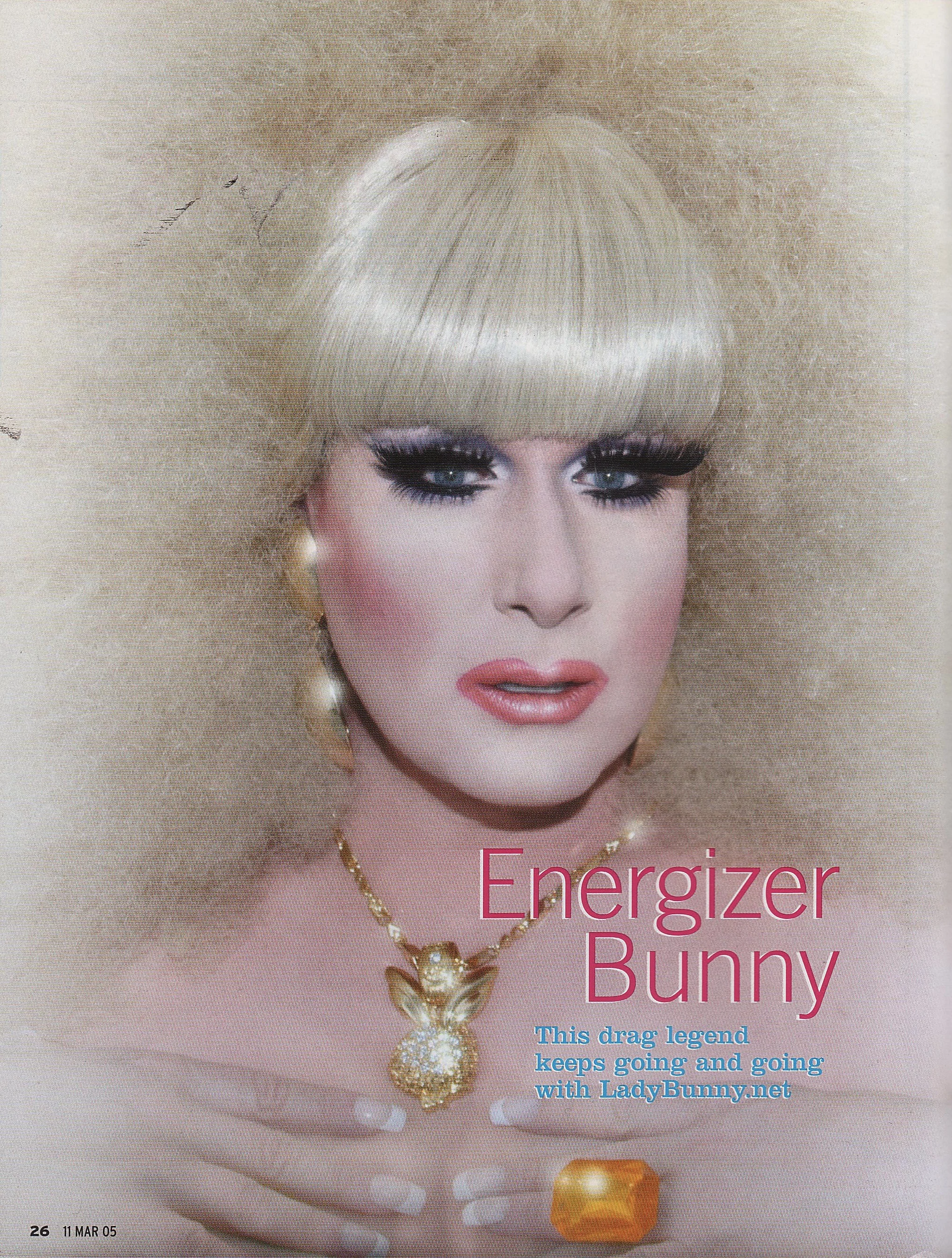 Мигель драг квин. Джон ингл — леди банни. Drag queen парик. Lady bunny out of drag. Леди банни старые.