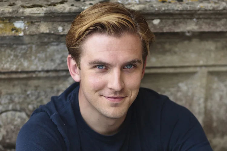 Dan Stevens, From 'Downton Abbey' Heir to Broadway's 'The Heiress' —