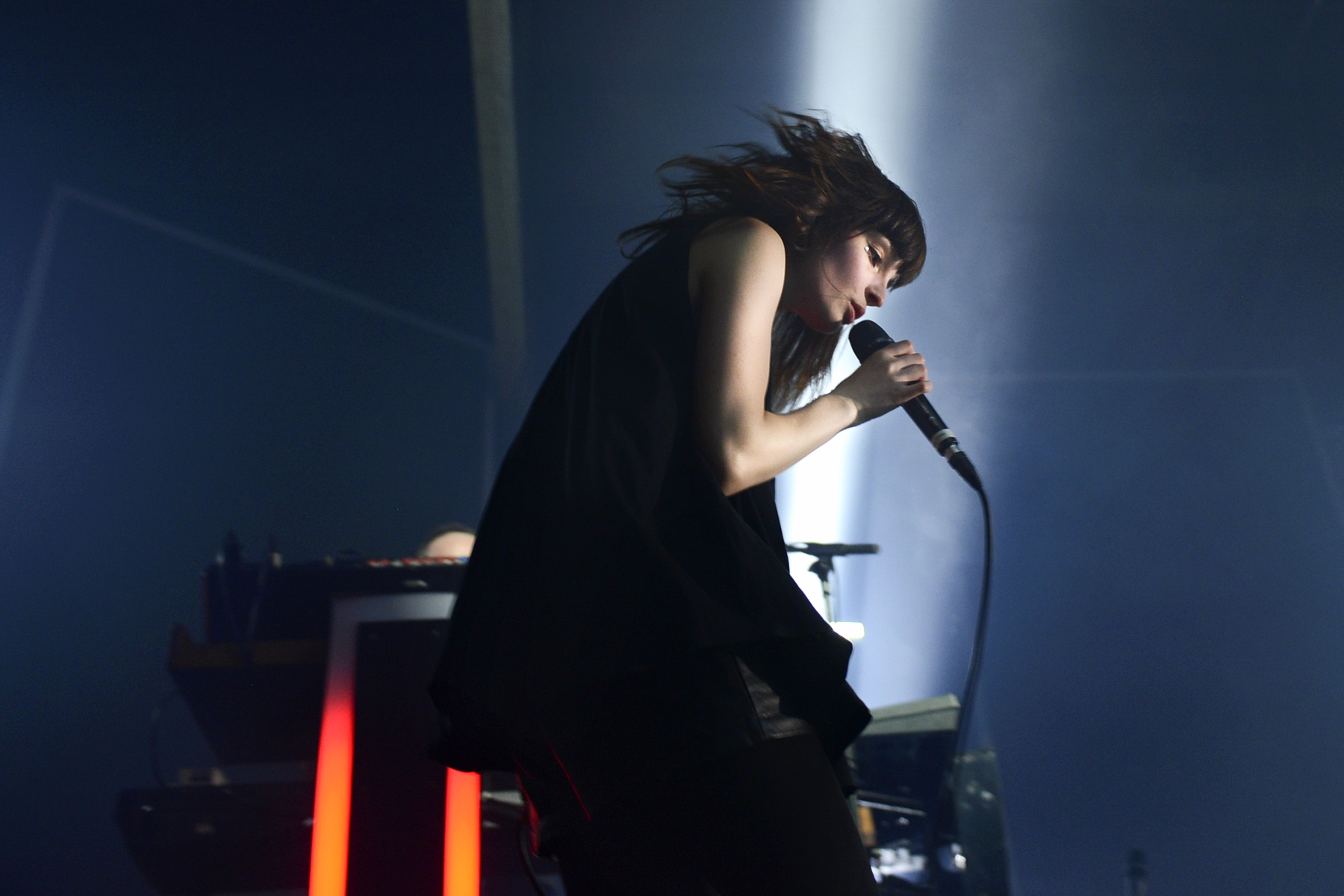 chvrches_01.jpg