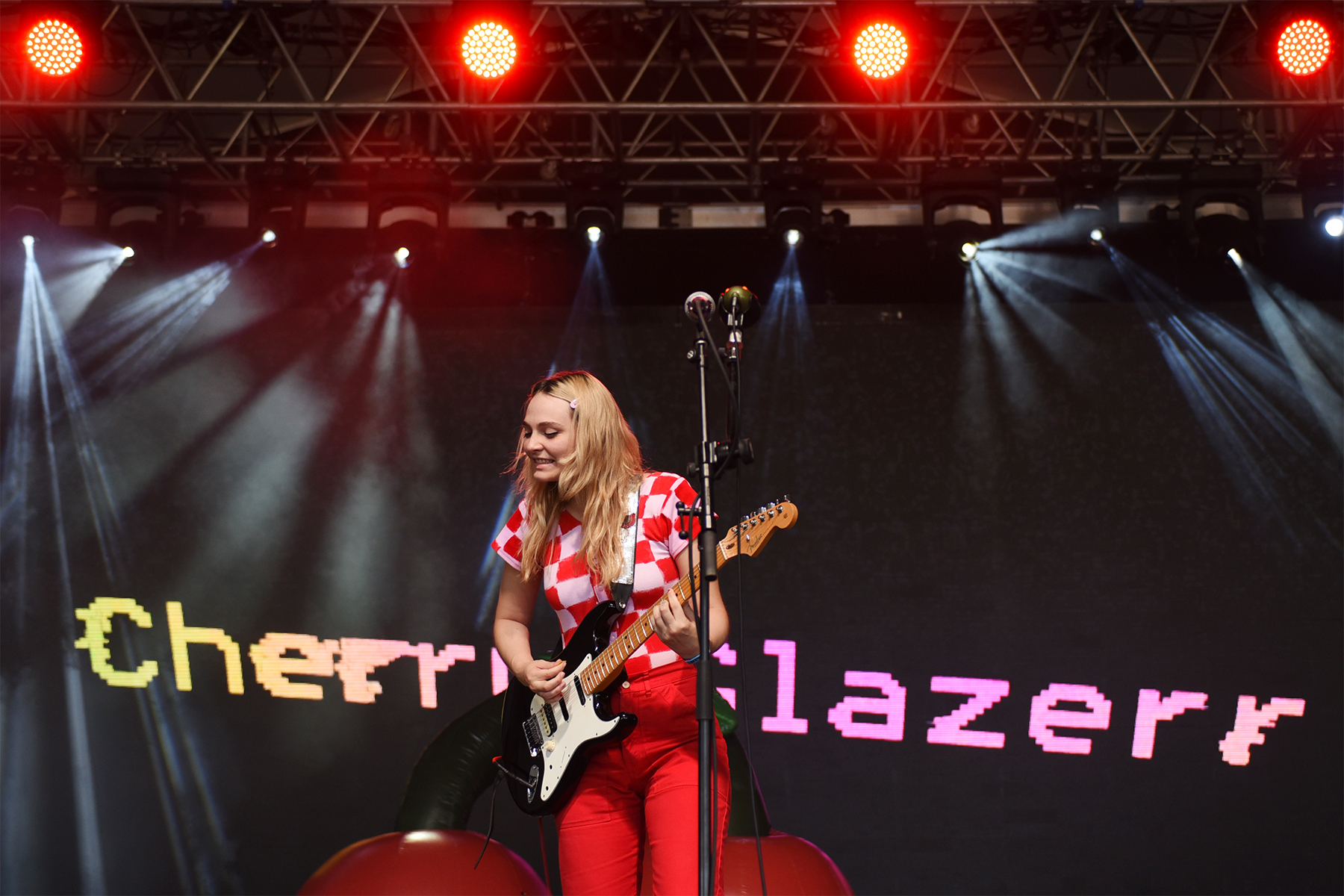 Cherry Glazerr_03web.jpg