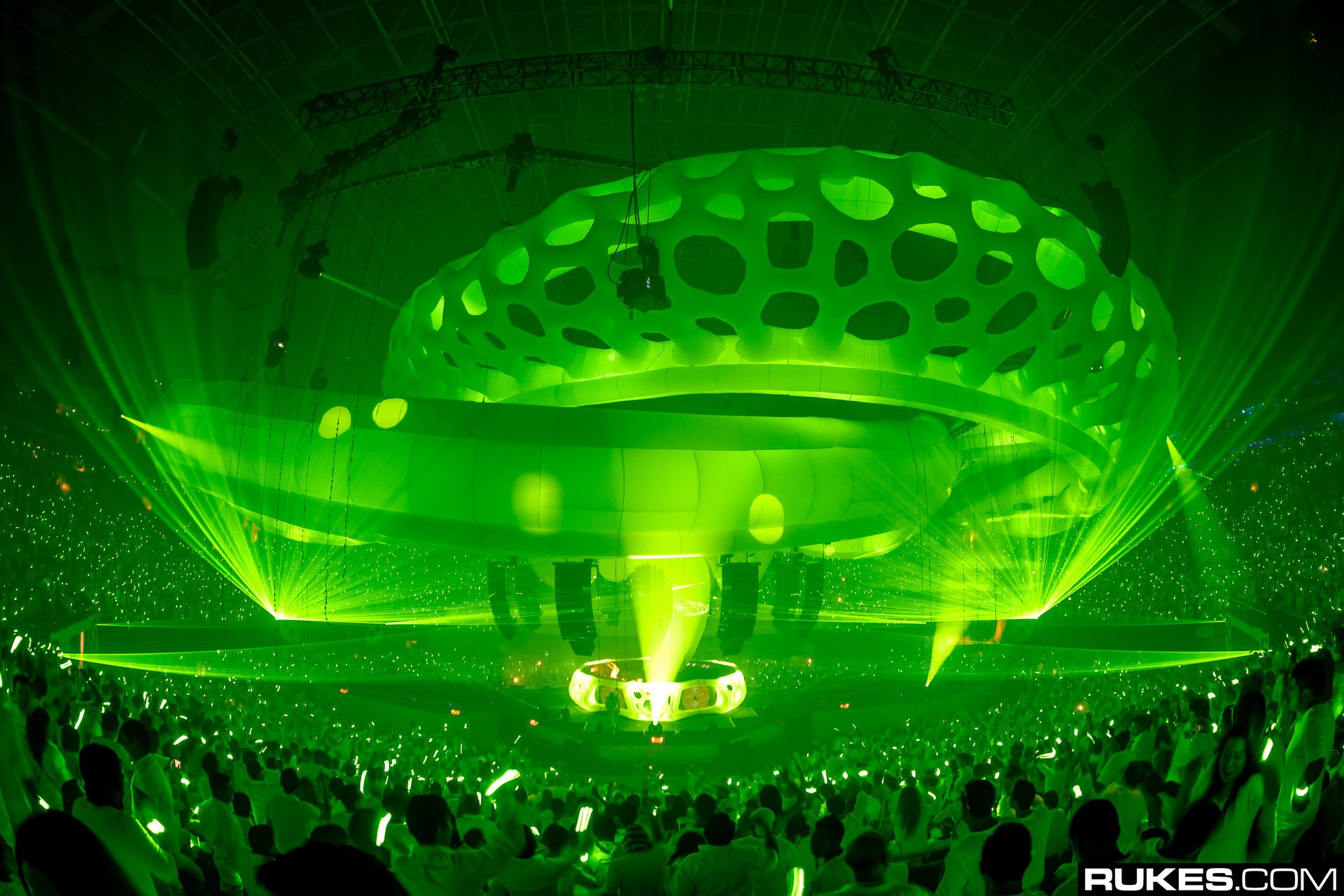 sensation_075.jpg