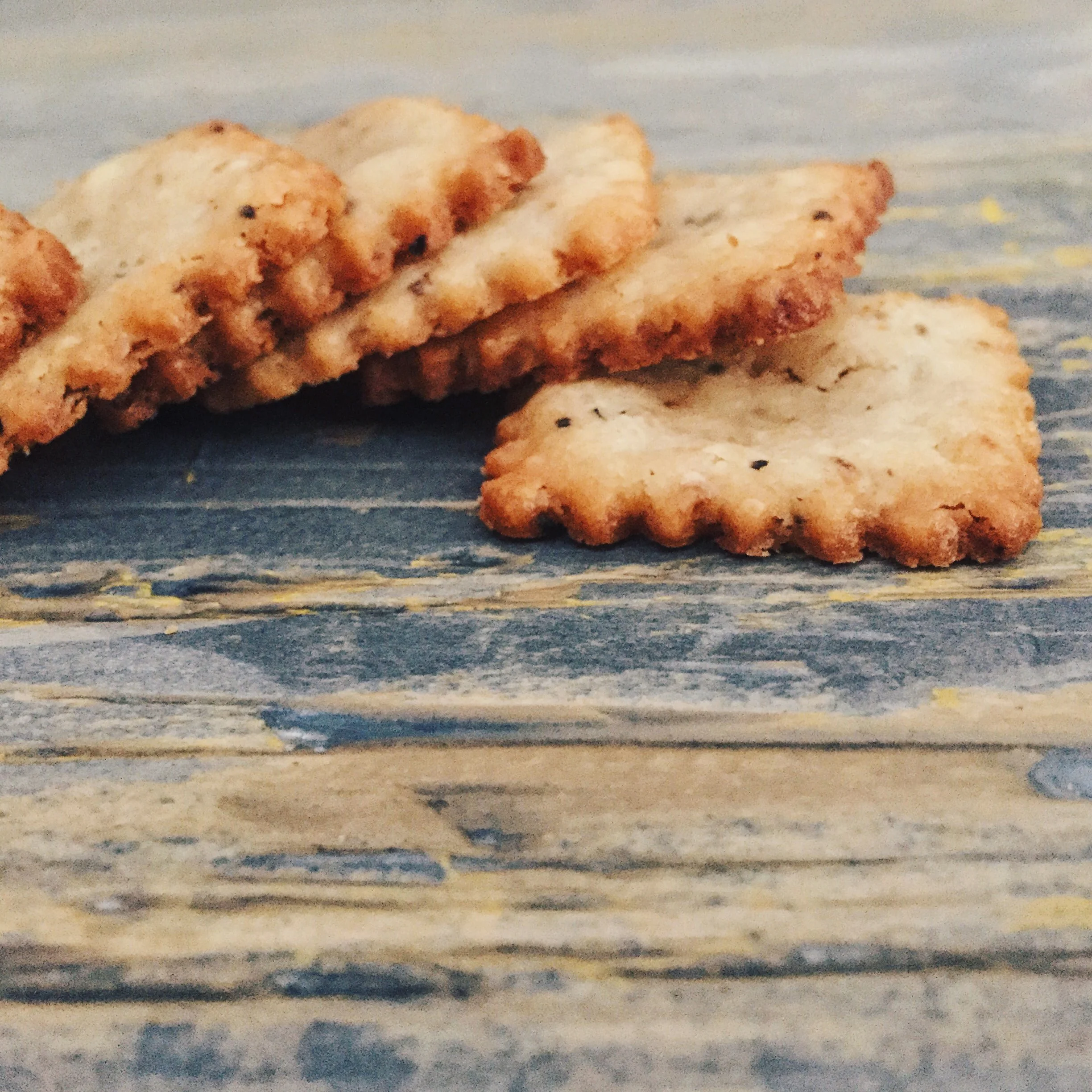 Parmesan Crackers | RafaellaSargi.com