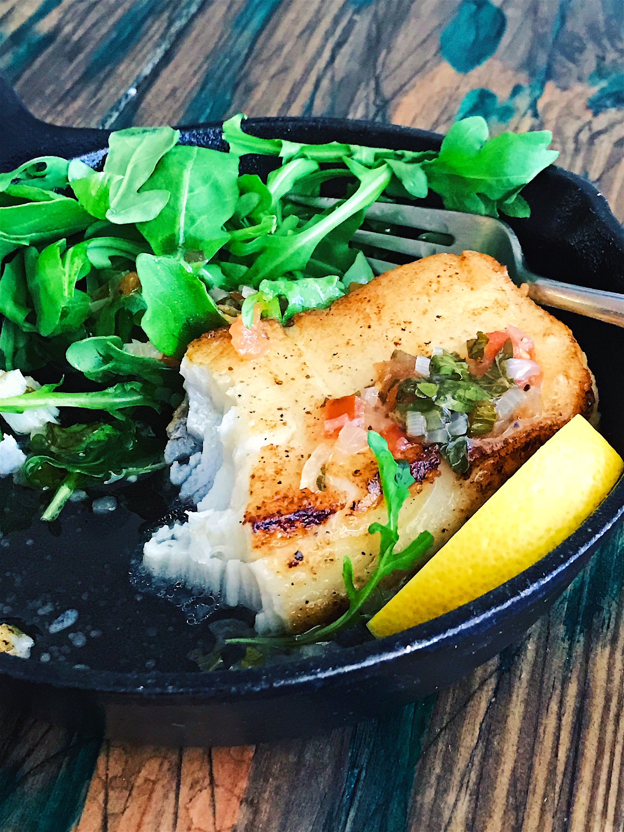 Pan Seared Sea Bass with Arugula & Warm Vinaigrette | RafaellaSargi.com