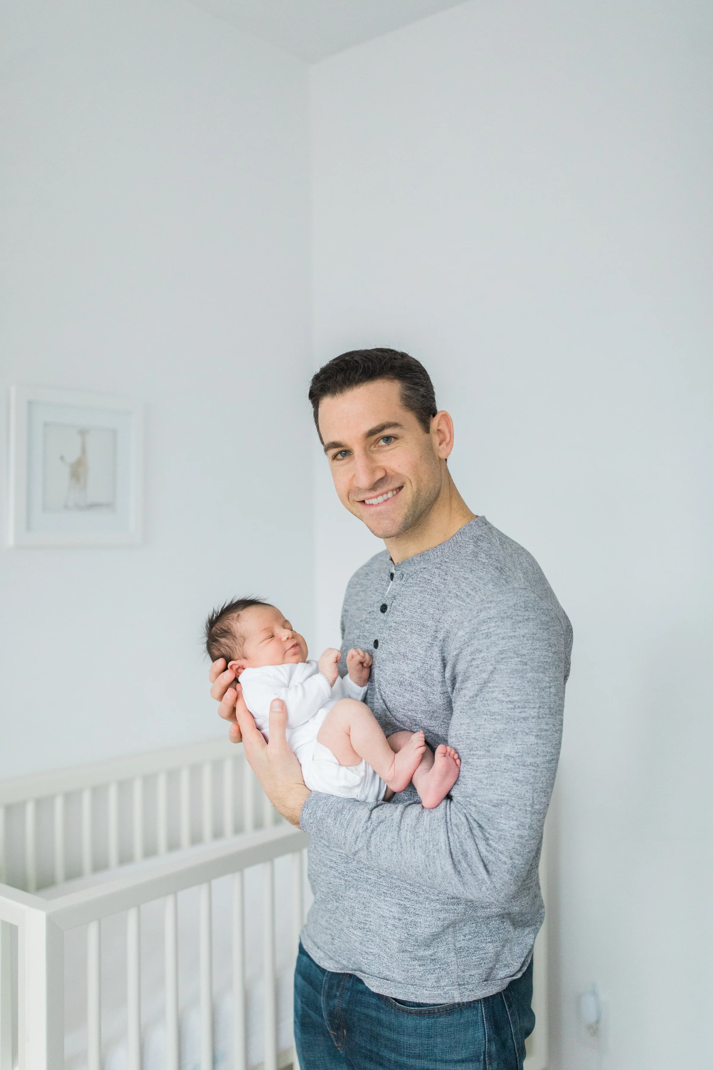 Chloe-Isabel-1672 lifestyle family session.jpg