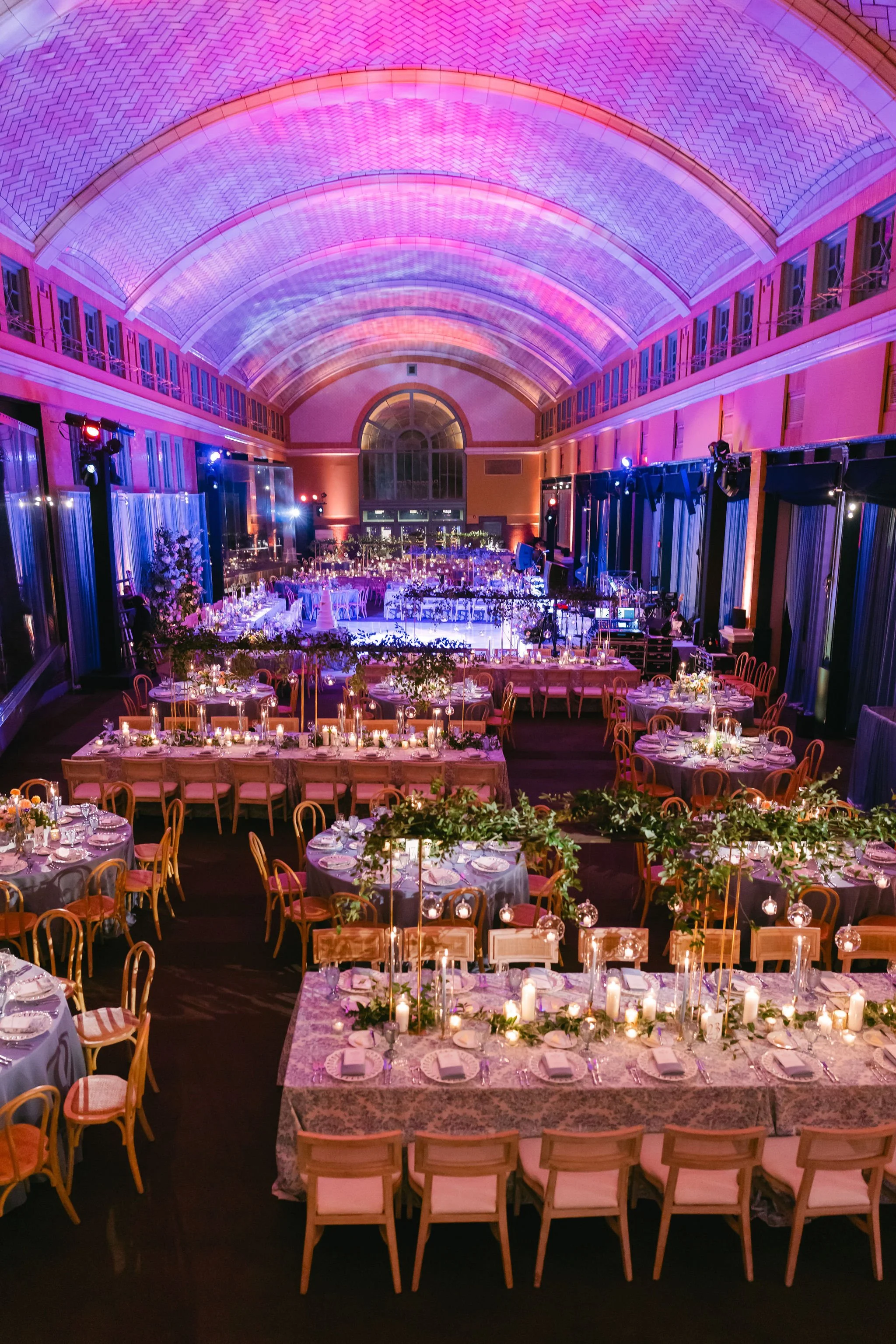 W &amp; J’S WEDDING IN THE LINCOLN PARK ZOO LION HOUSE