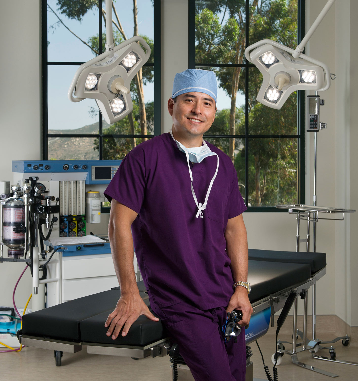 PHOTO: Dr. Yoo in the operating room at SKY Facial Plastic Surgery.