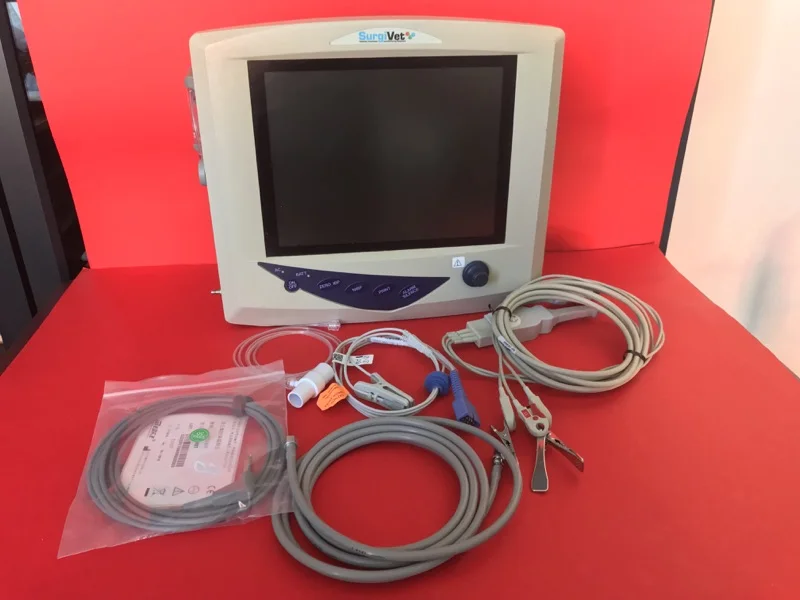 SOLD 3100 SOLD S101 SurgiVet Advisor Monitor (V9203) with ECG, SP02