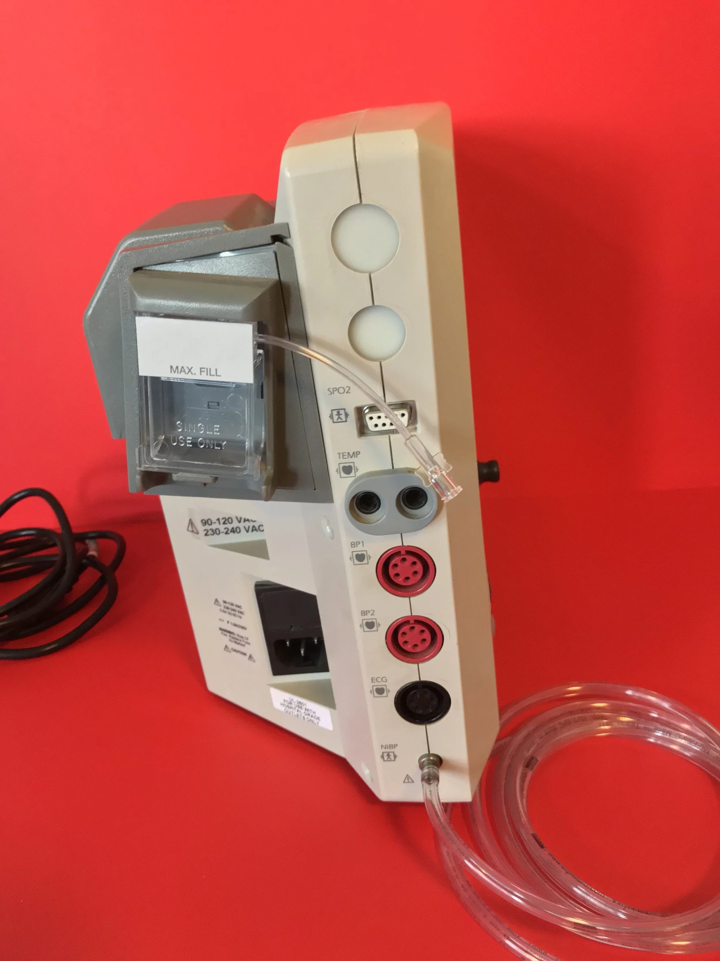 SOLD 1850.00 S142 SurgiVet Advisor Monitor with ECG, SP02, C02, NIBP