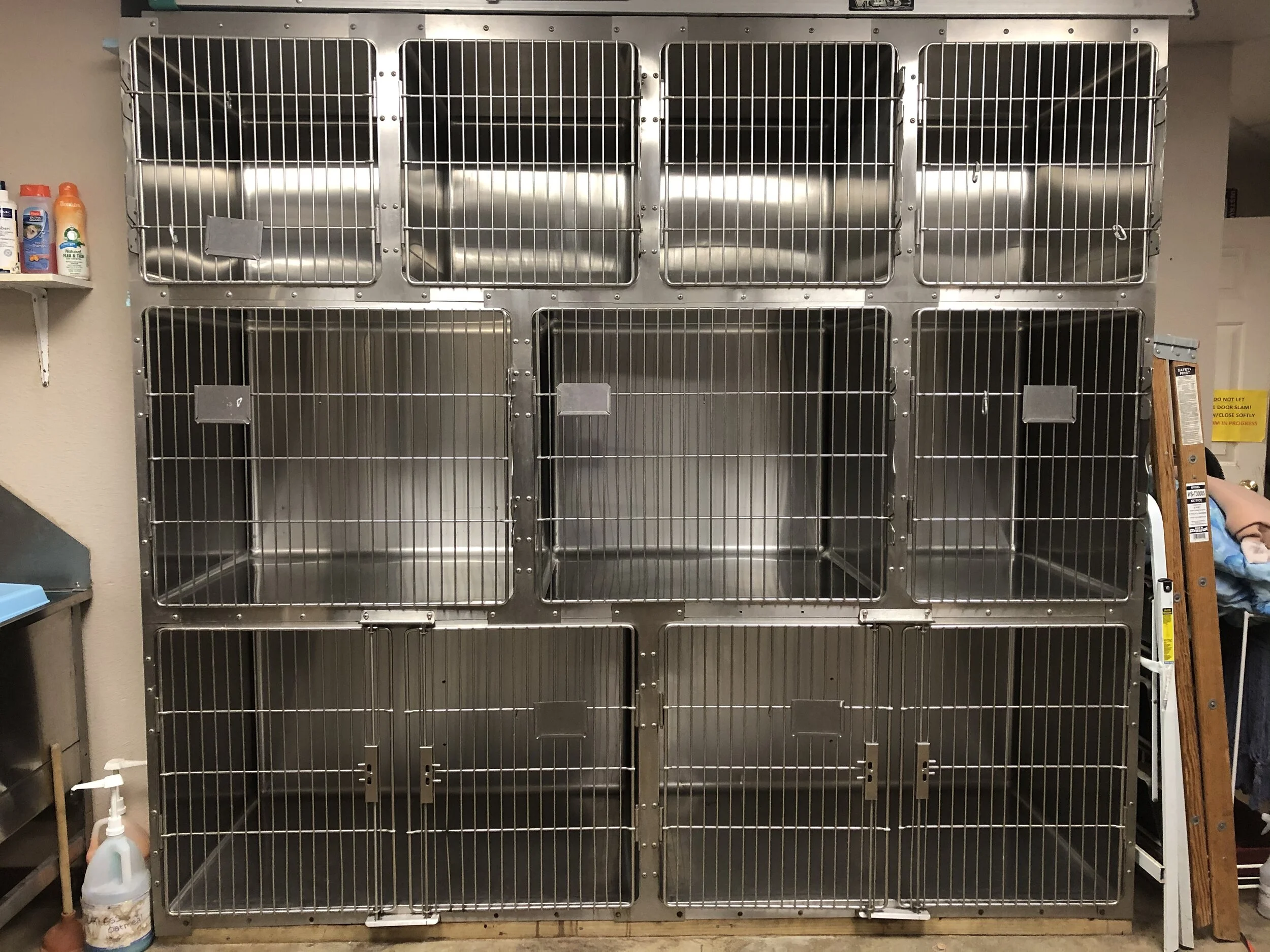 SOLD 2700 SOLD 2008 Bank of stainless steel VSSI cages Local Pick up