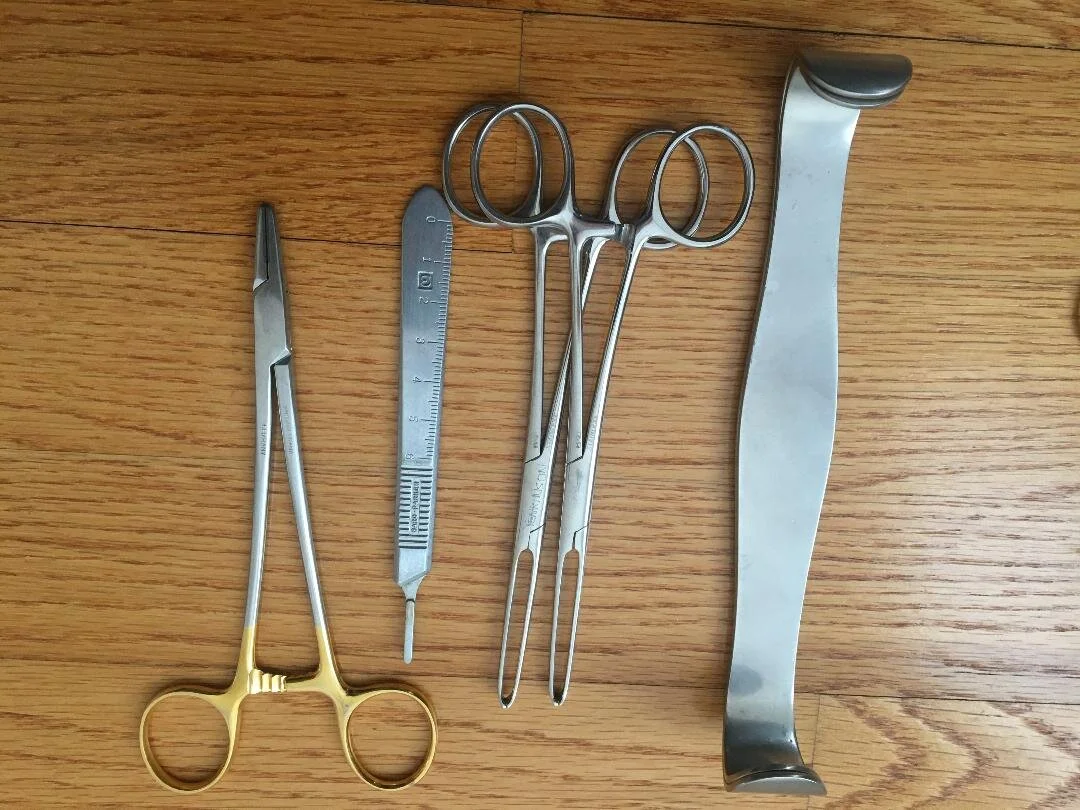 SOLD 300 SOLD Surgery instruments — Used Vet Equipment 1. Sold Equipment