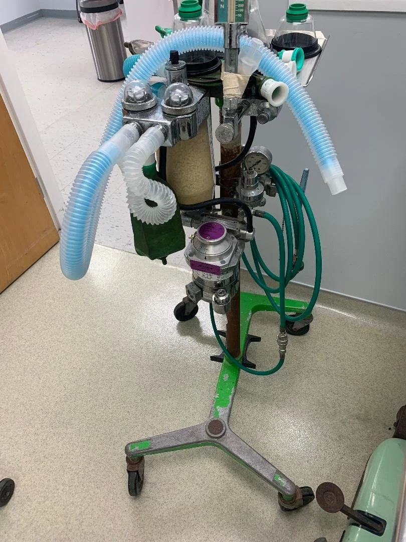anestheticmachine.jpg