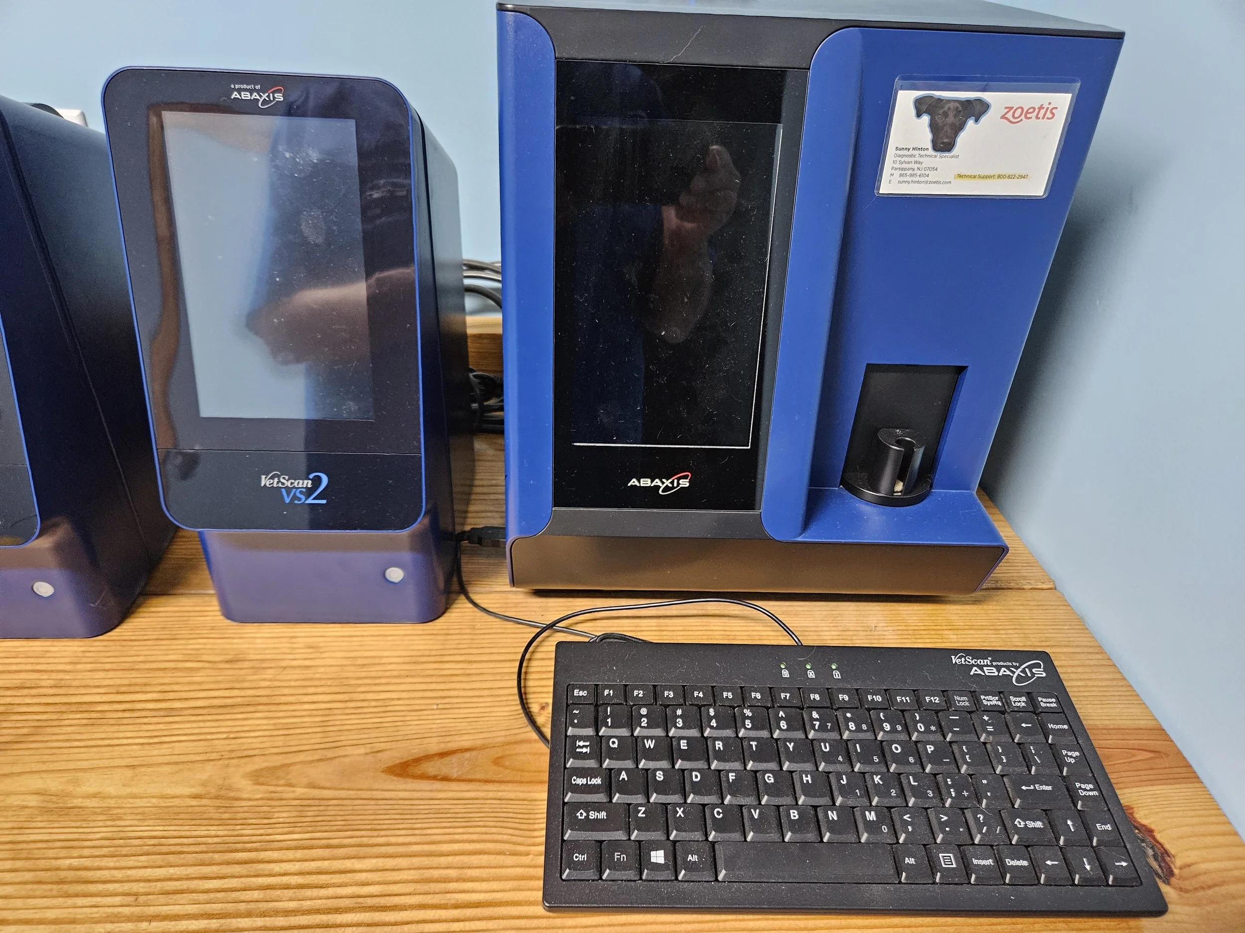 SOLD $4000 SOLD PRICE DROP !!! 2021 Abaxis VS2 and HM5 Analyzers — Used ...