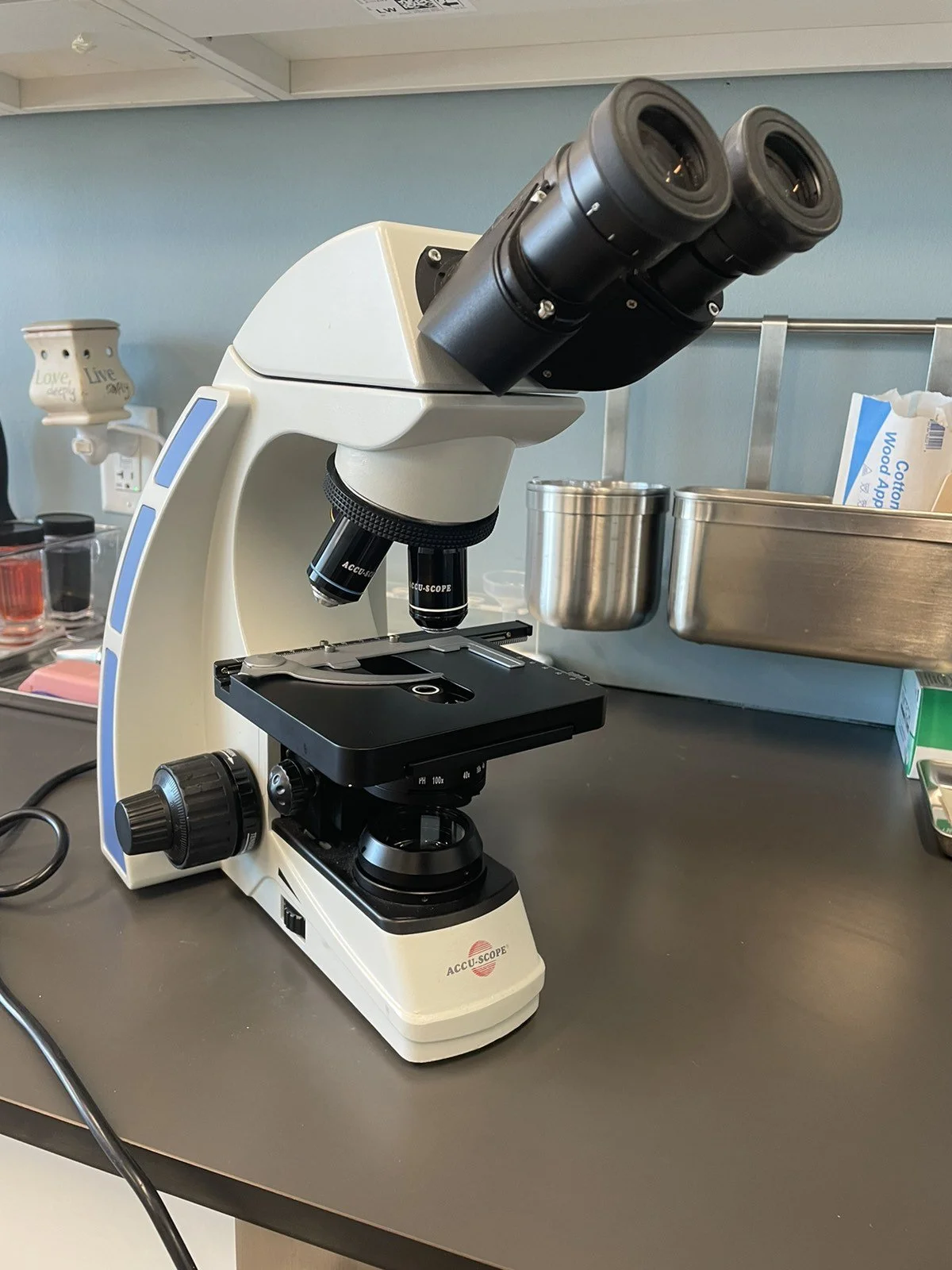 Microscope.jpg