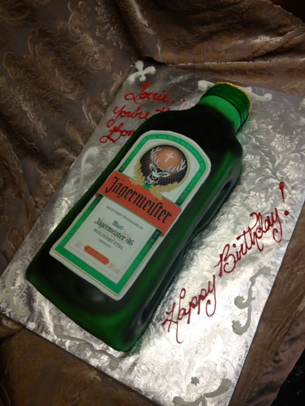 sculpted cake