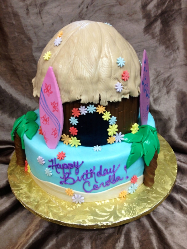 sculpted cake