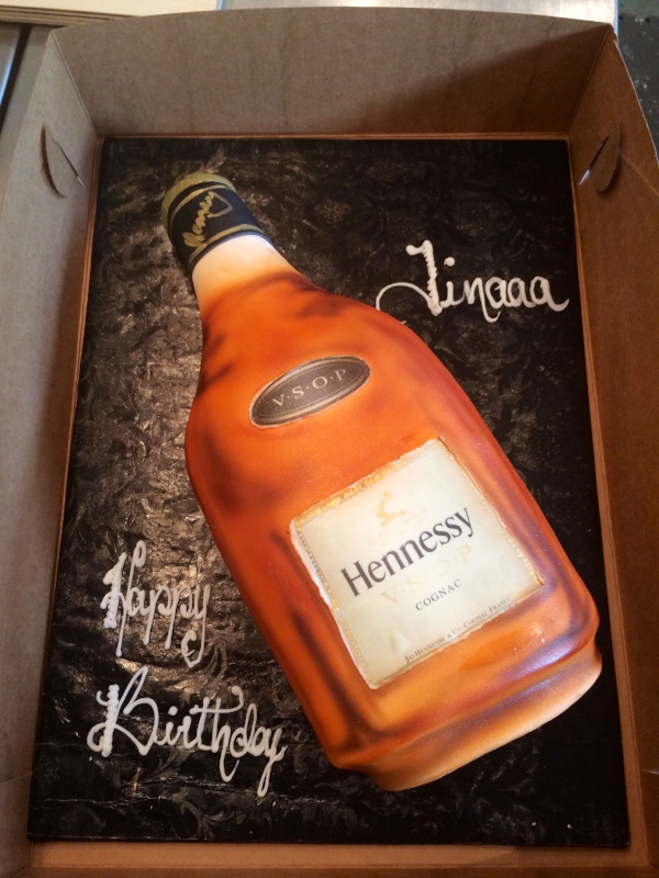 sculpted cake