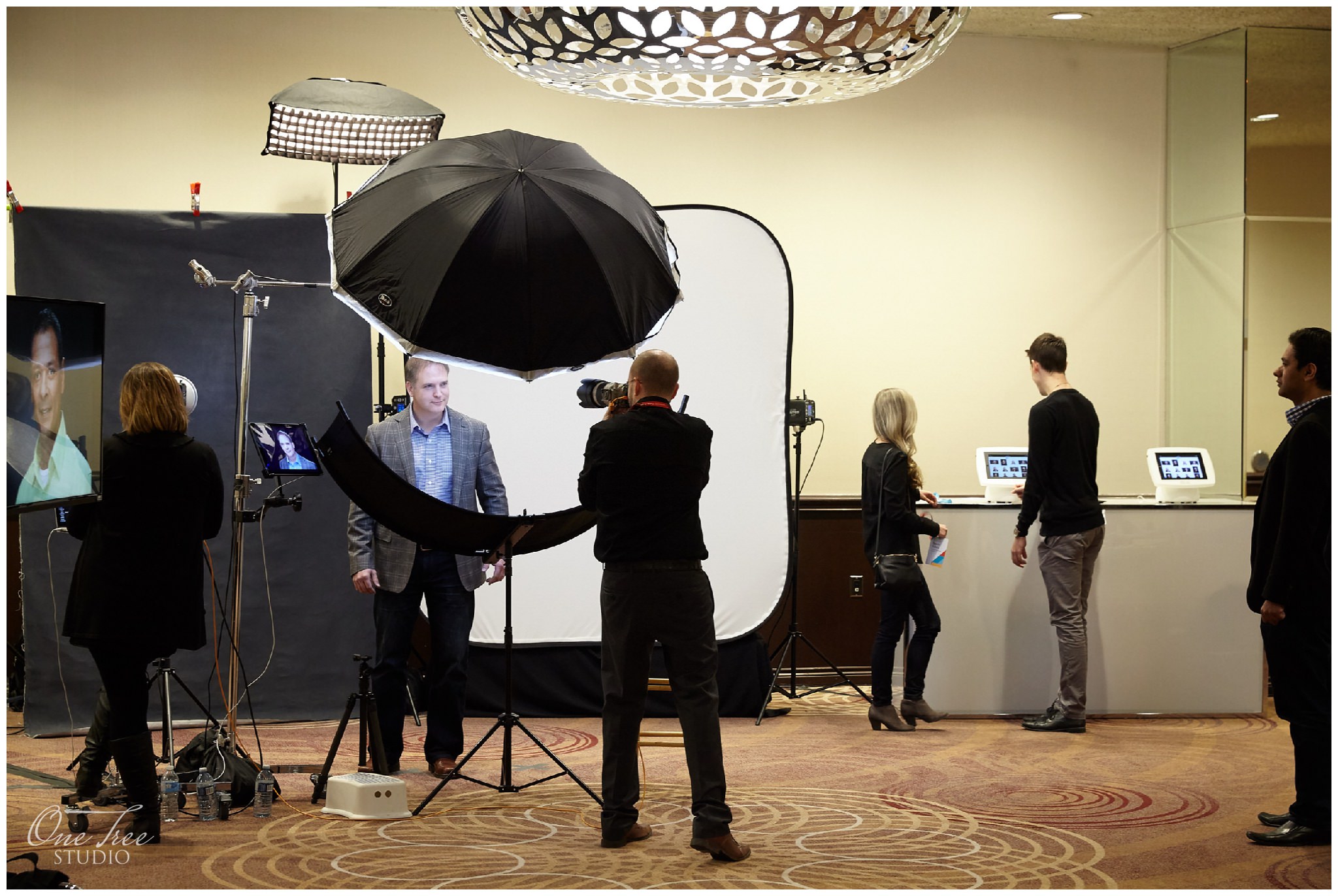 Conference Headshots at Sheraton Centre Toronto | One Tree Studio Inc.