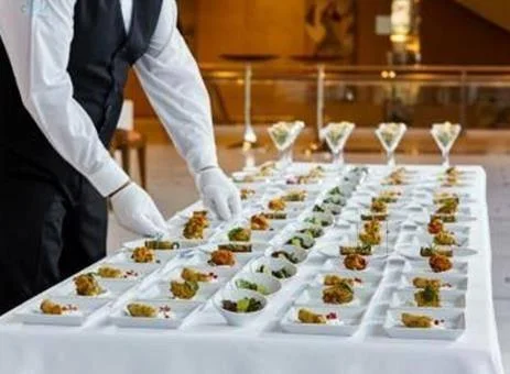 caterer2.jpg