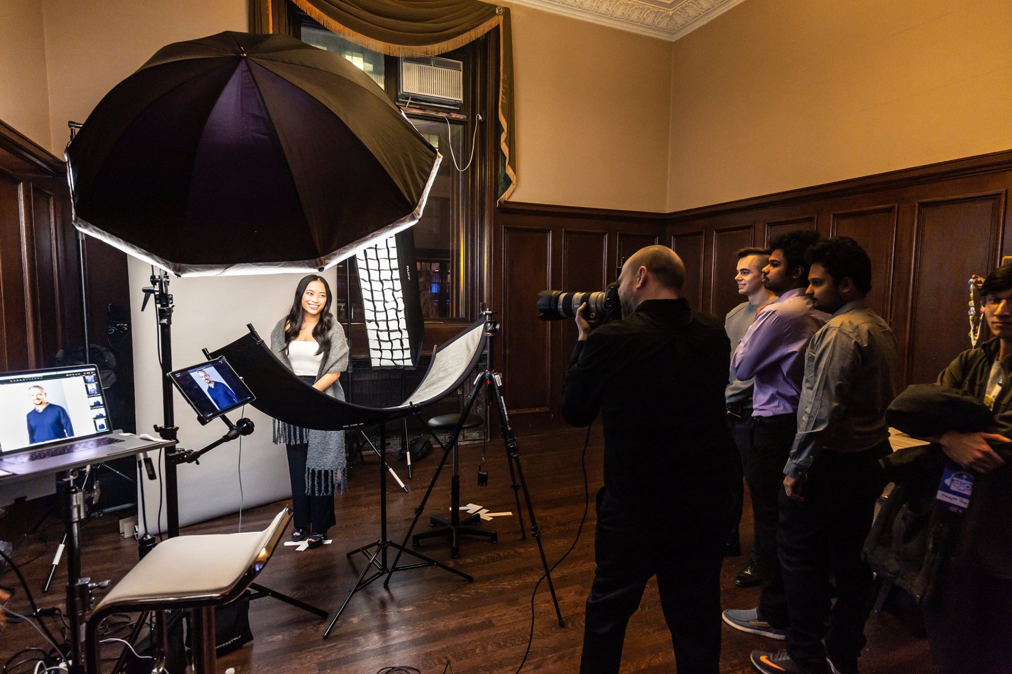 Toronto LinkedIn Headshot Photo Booth