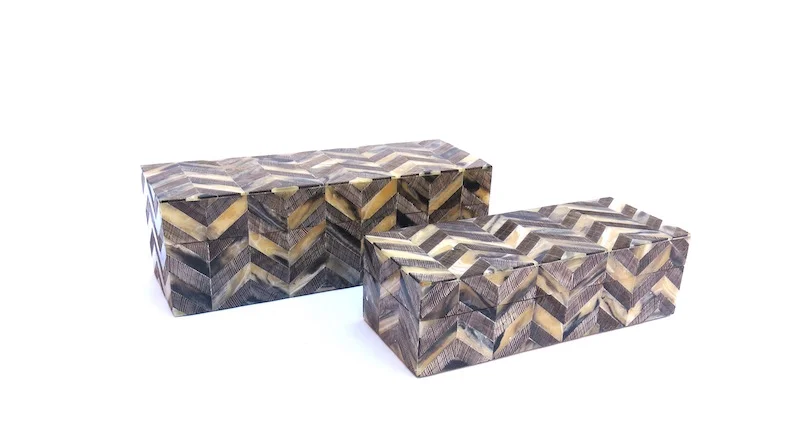 Horn/Etched Horn Chevron Box 10x4x3"h BIJ103S 12x4x4"h BIJ103L