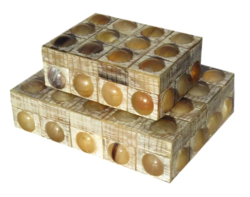 Etched/Smooth Raised Button Horn Box 7x5x2.5h BIJ452S Etched/Smooth Raised Button Horn Box 10x8x2.5h BIJ452L