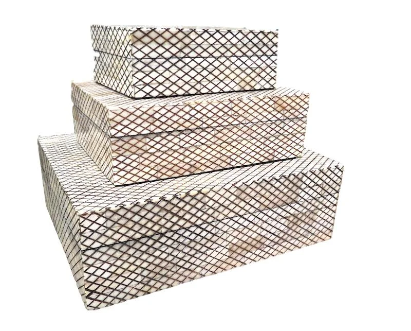 Scored Bone Box 7x5x2.5h BIT134S Scored Bone Box 9x7x3h BIT134M Scored Bone Box 12x10x4h BIT134L
