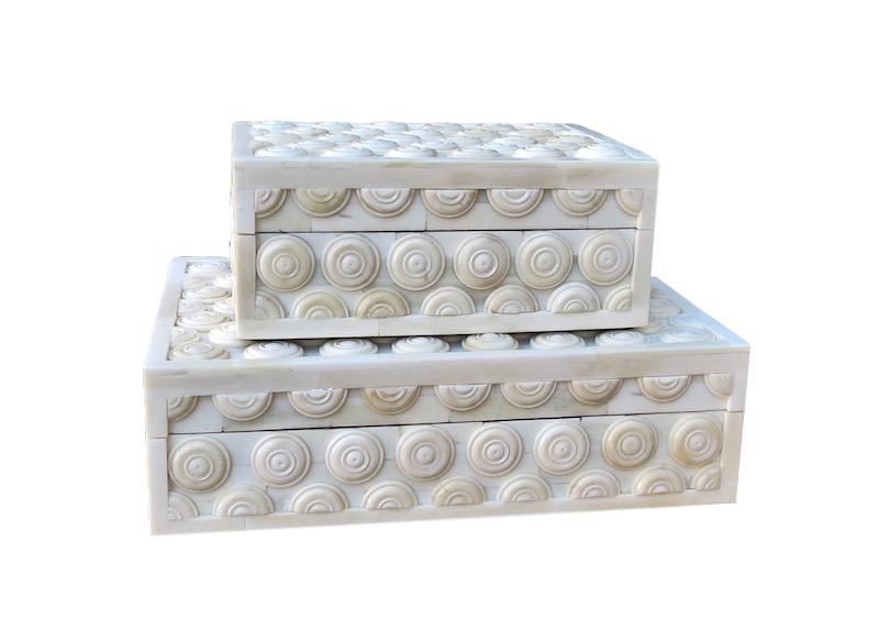 Natural Bone Raised Button Coin Box Small - 7.5x5.5x3h - BIJ867S Large - 10.5x7.5x3h - BIJ867L