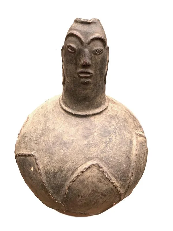 Vintage Figural Mossi Ceramic Jar Burkina Faso 11dx22.5h +/- AF233