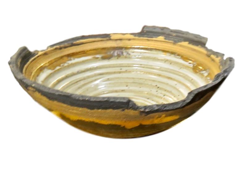 Tatiana, Matte Ebony Relic Bowl, 23k Gold/White Pearl 9dx3.5h TA051