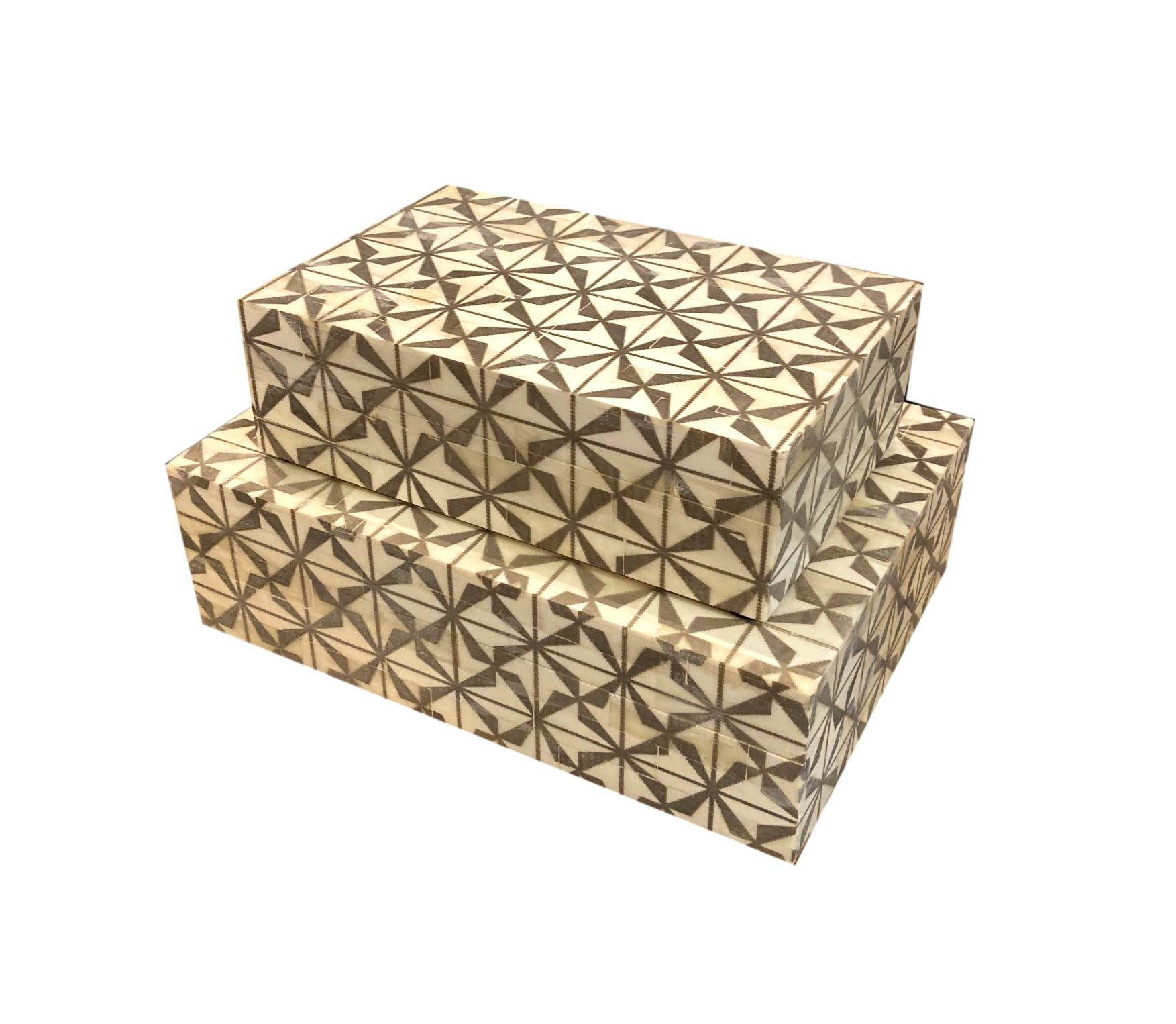 Bone Pinwheel Box Small - 8x5x2.5h - BIU454S Medium - 10x7x3h - BIU454M