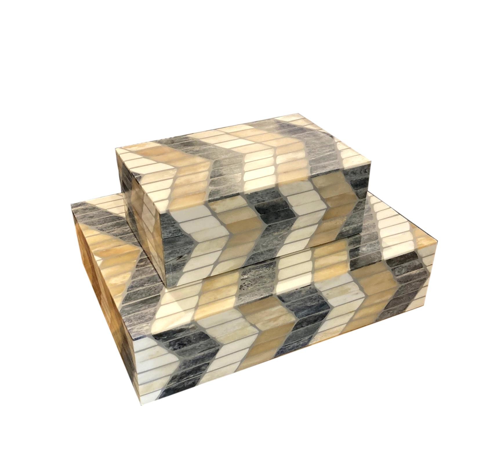 Bone/Resin Direction Box Small - 8x5x3.5h - BIU530S Large - 12x9x3h - BIU530L