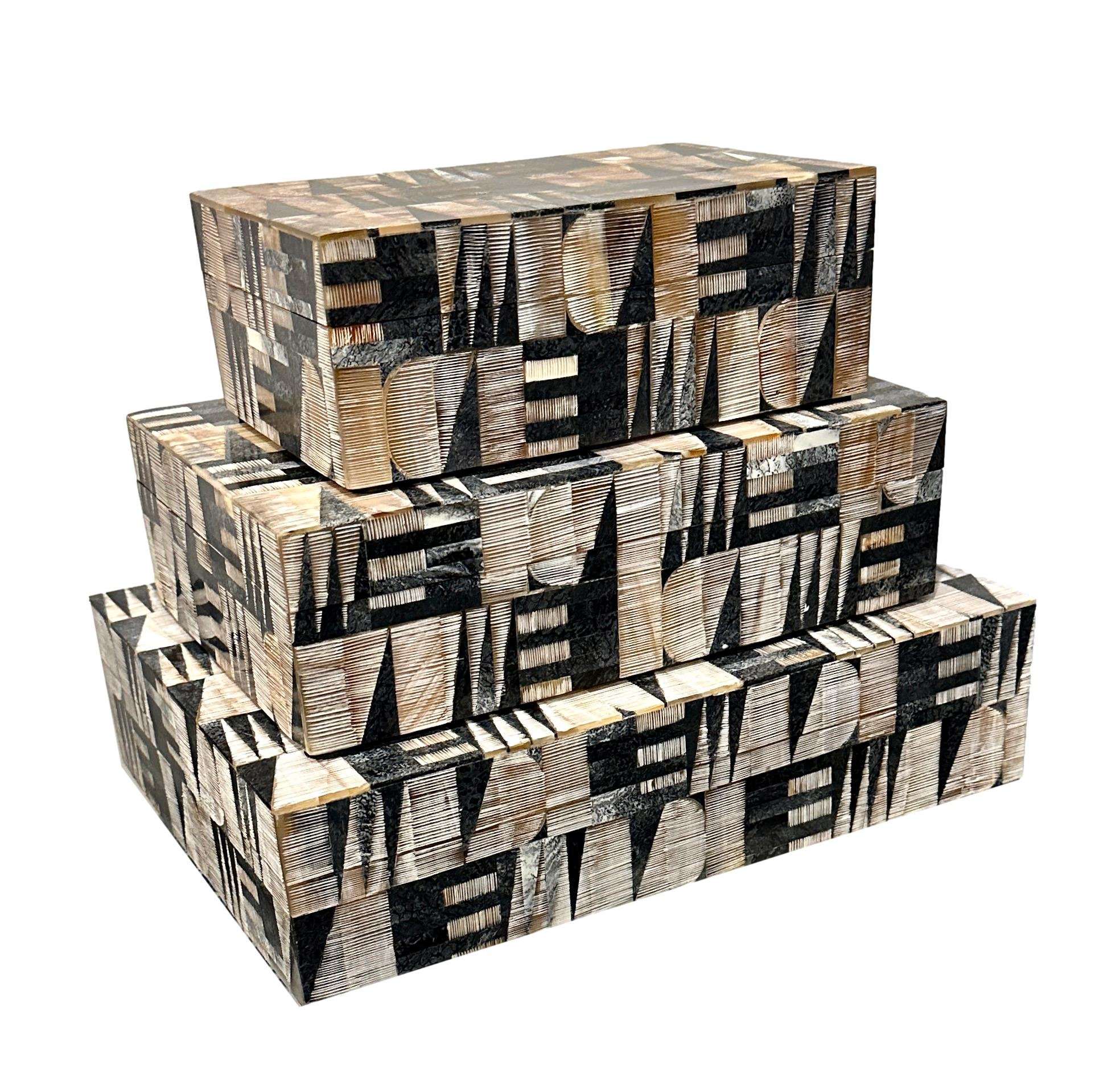 Etched Horn/Resin Edgy Box Small - 8x5x3h - BIU793S Medium - 10x7x3h - BIU793M Large - 12x9x3h - BIU793L