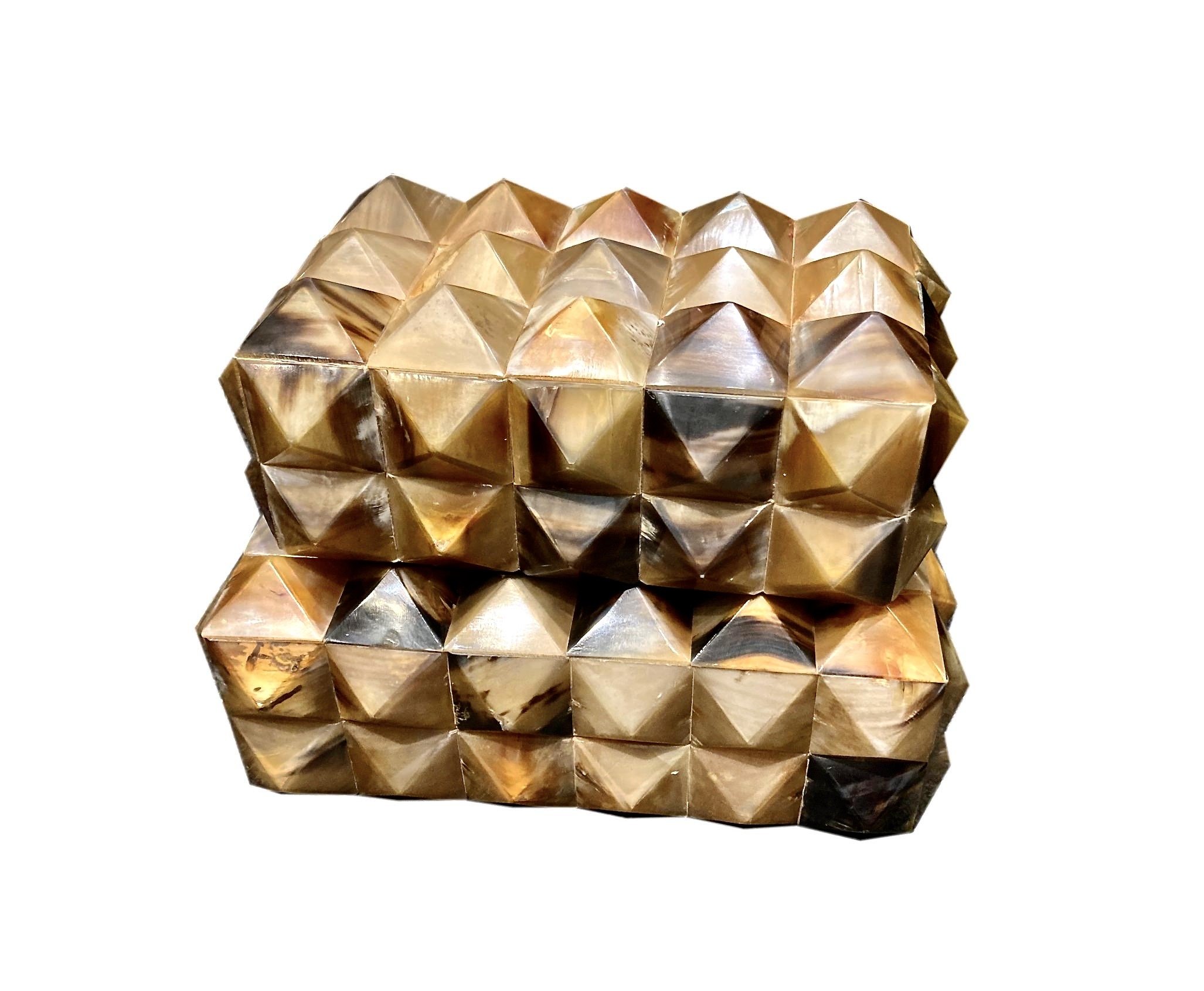 Horn Pyramid Box Small - 11.5x8x4.5"h - BIW806S Large - 14x10x4.5"h - BIW806L