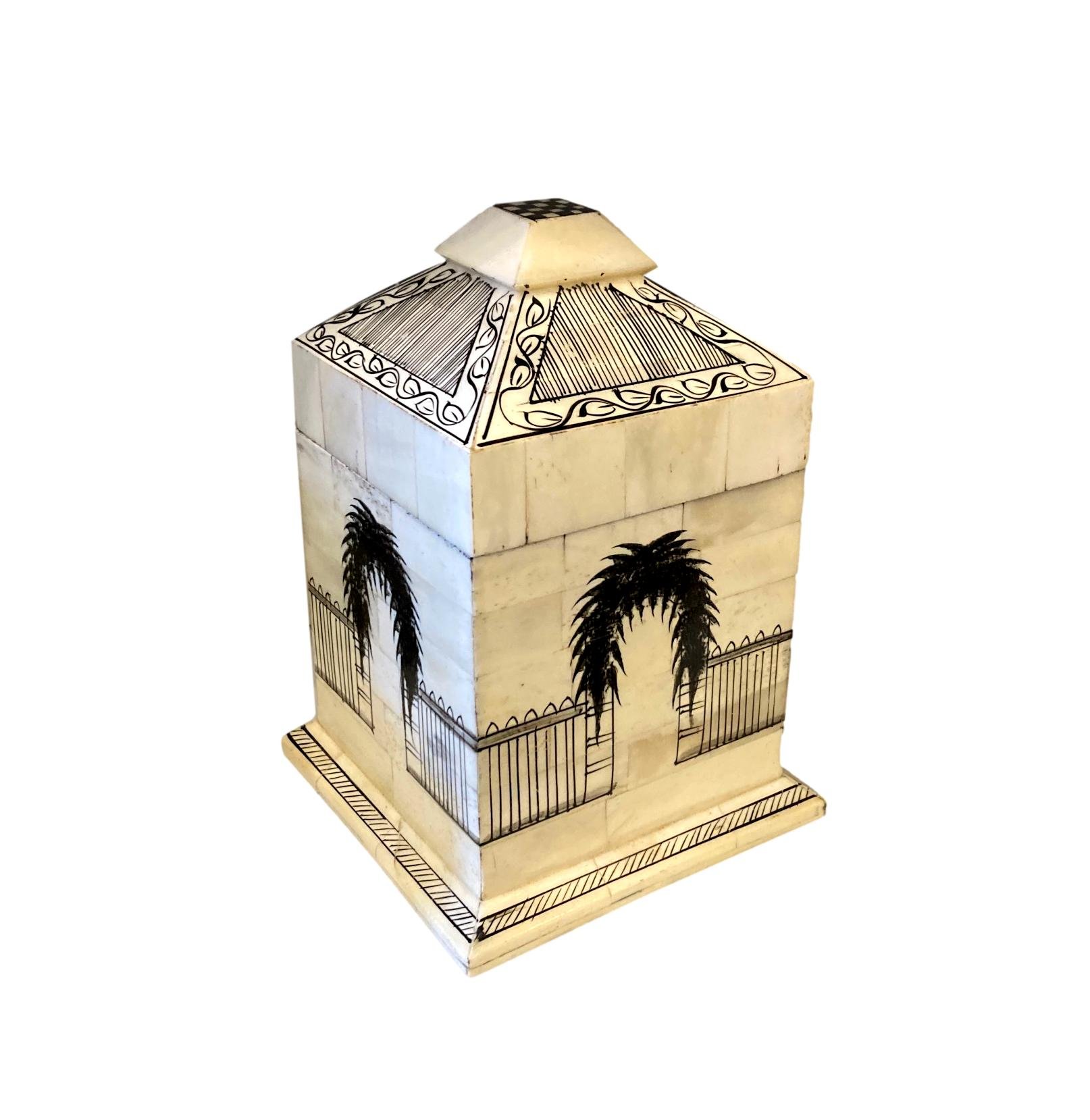 Square Craftman's Box Bone/Ink 5x5x8.5h - BODV026