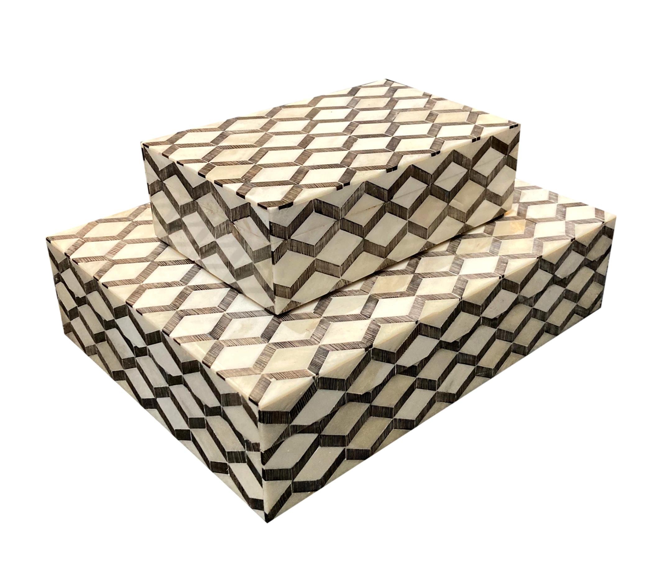 Etched Horn/Bone Zig Zag Box Small - 8x5x3h - BIU790S Large - 12x9x3h - BIU790L
