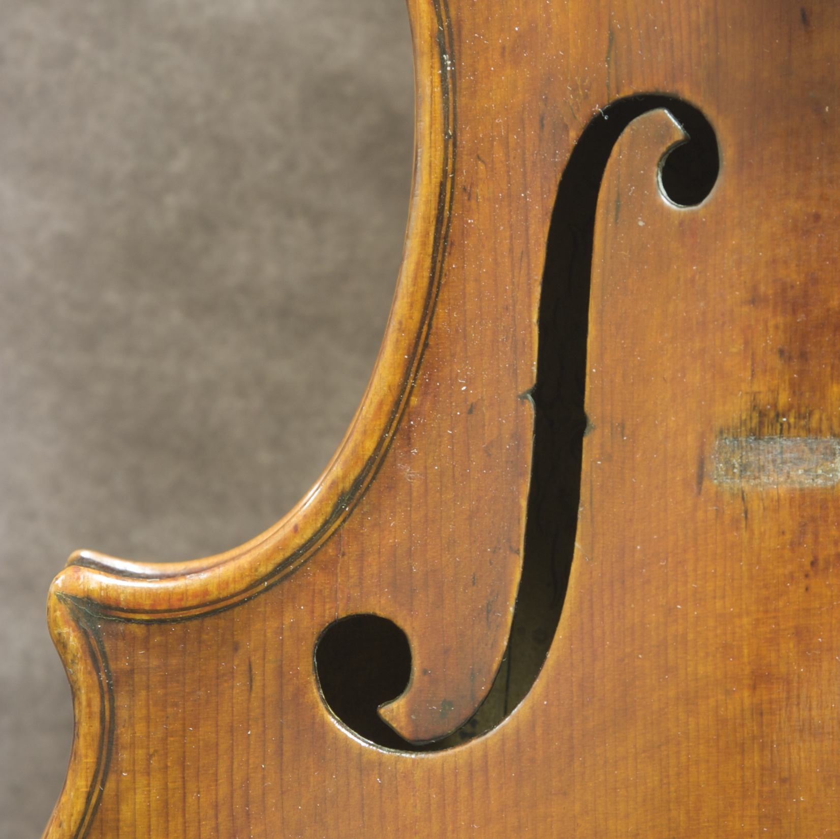 Santo Seraphin, Venice Italy c.1730 violin