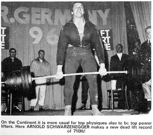 Arnold Schwarzenegger deadlift