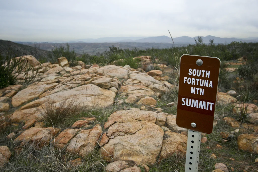 North and South Fortuna Hike