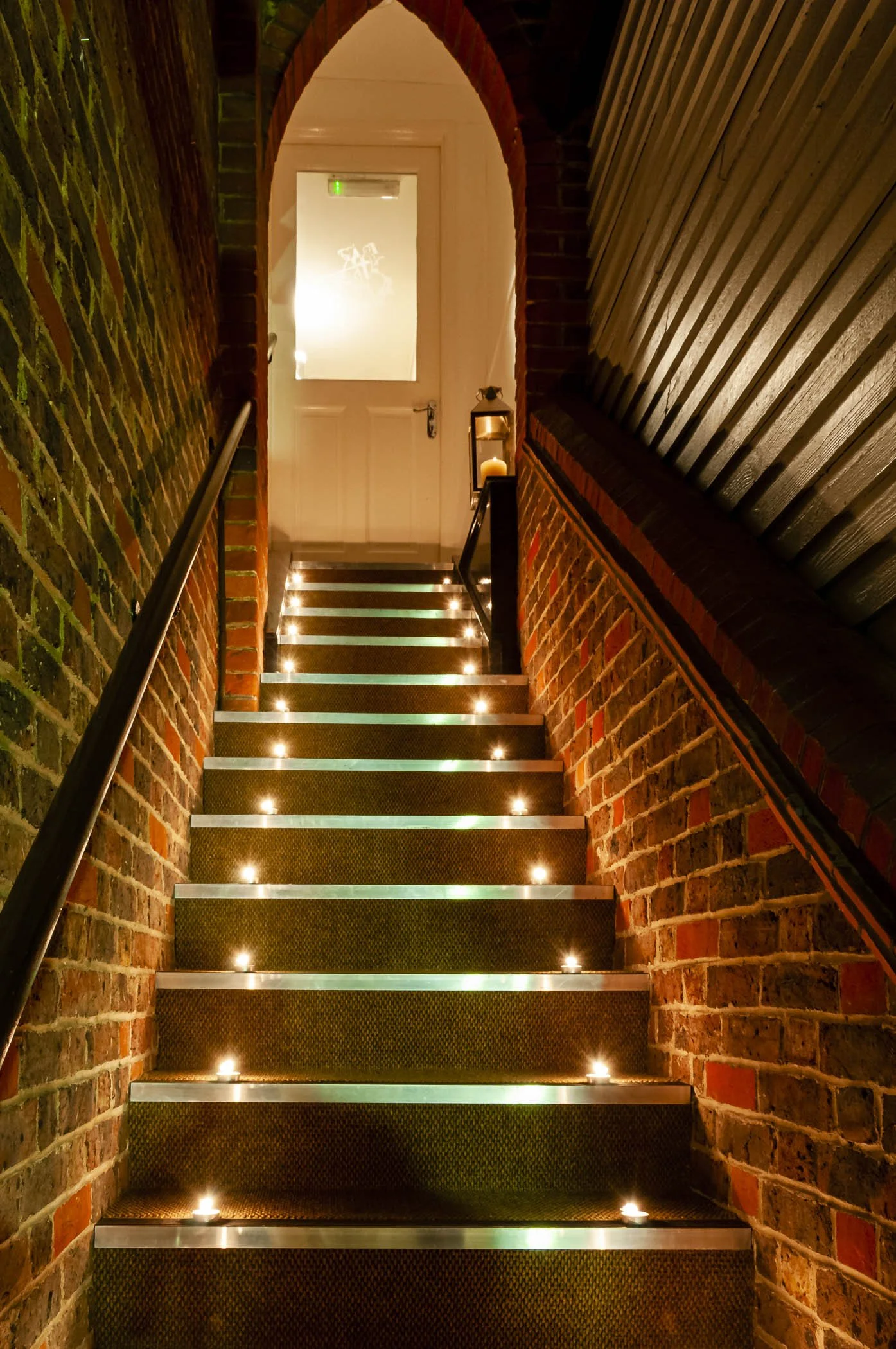 St Georges Hill_01-2011_web_005.jpg