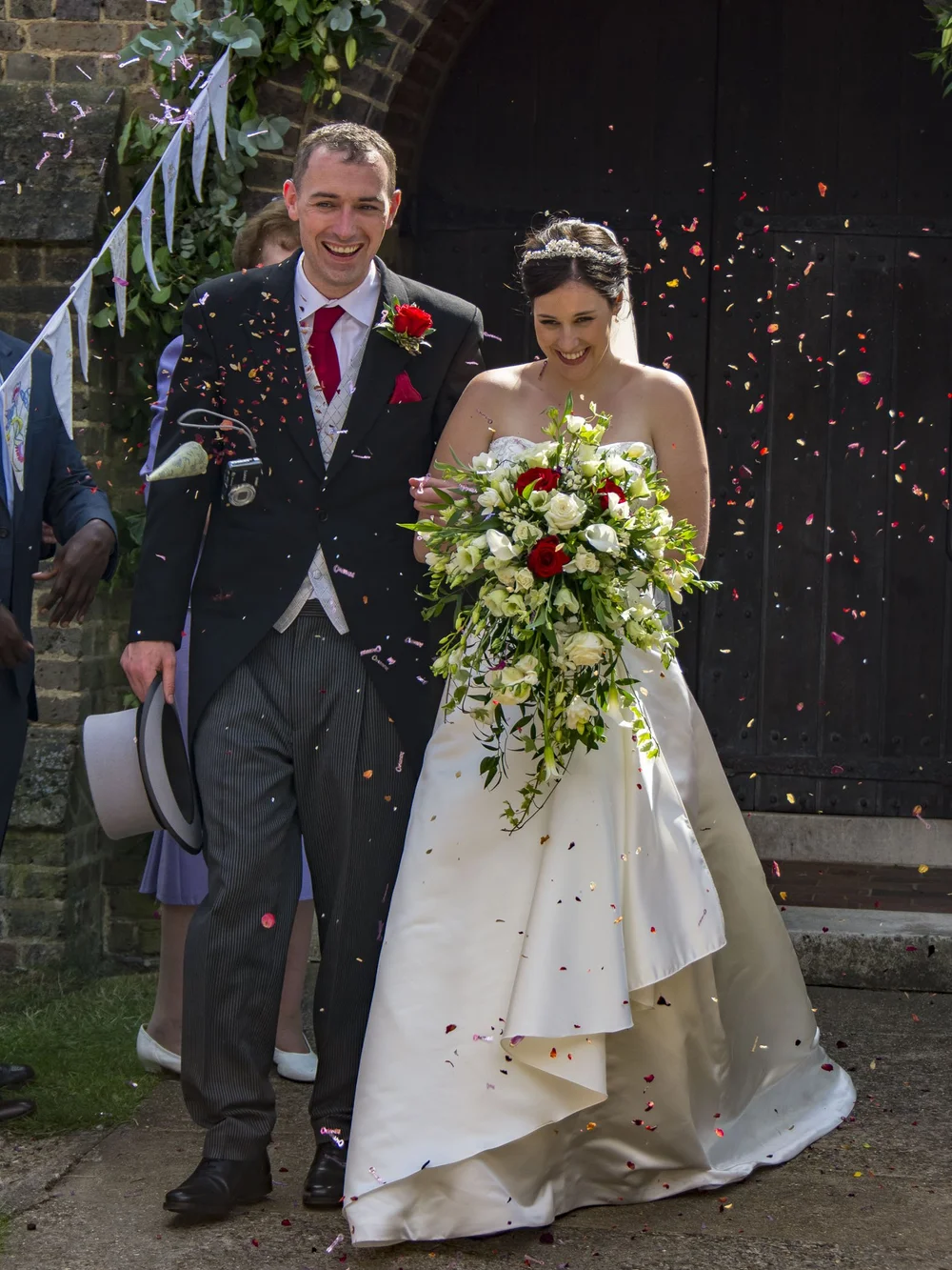 Relaxed wedding photography by Luke Patrick Dixon