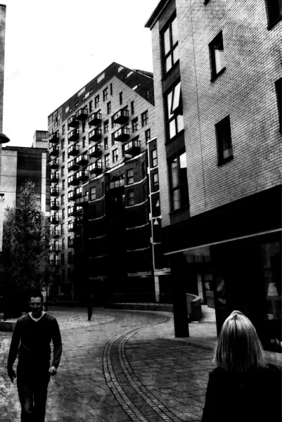 Quick n dirty street shot walking to the museum