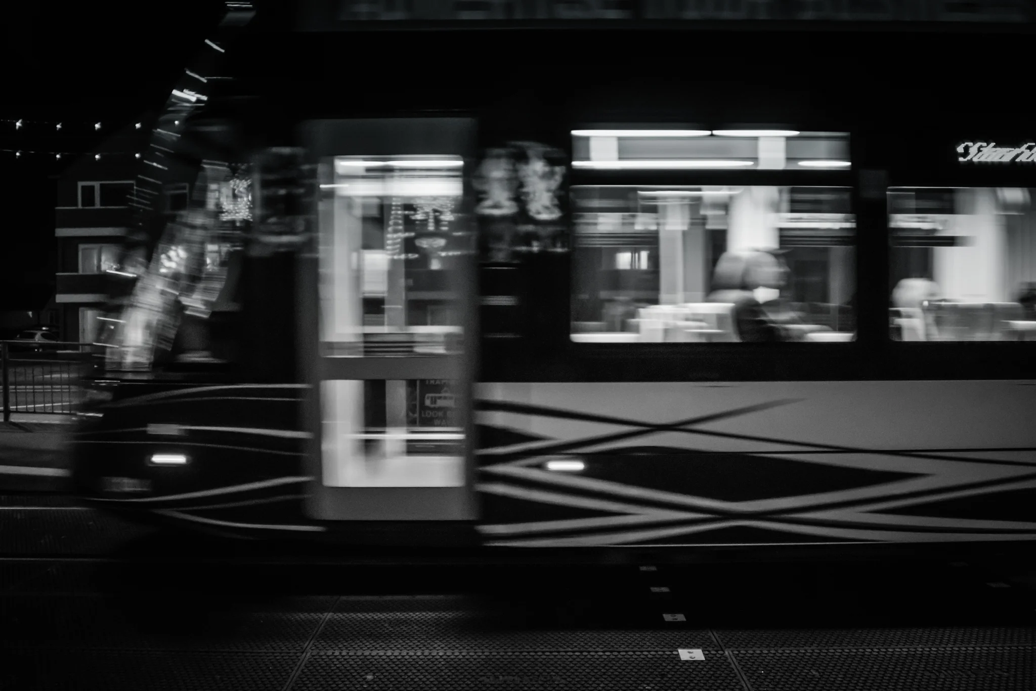 #Streetphoto week 5/7 - Blurred Lines