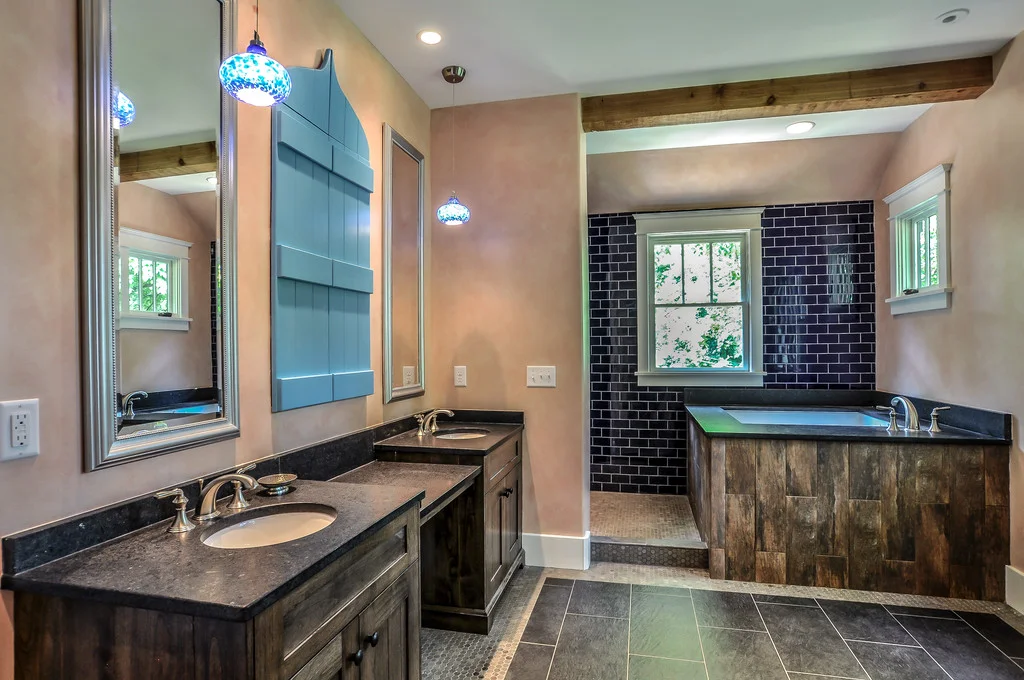 Belmont/West End neighborhood addition & renovation Contractor- Lawrence Brothers LLC Interior Designer- Marcelle Guilbeau Photography- Showcase Photographers