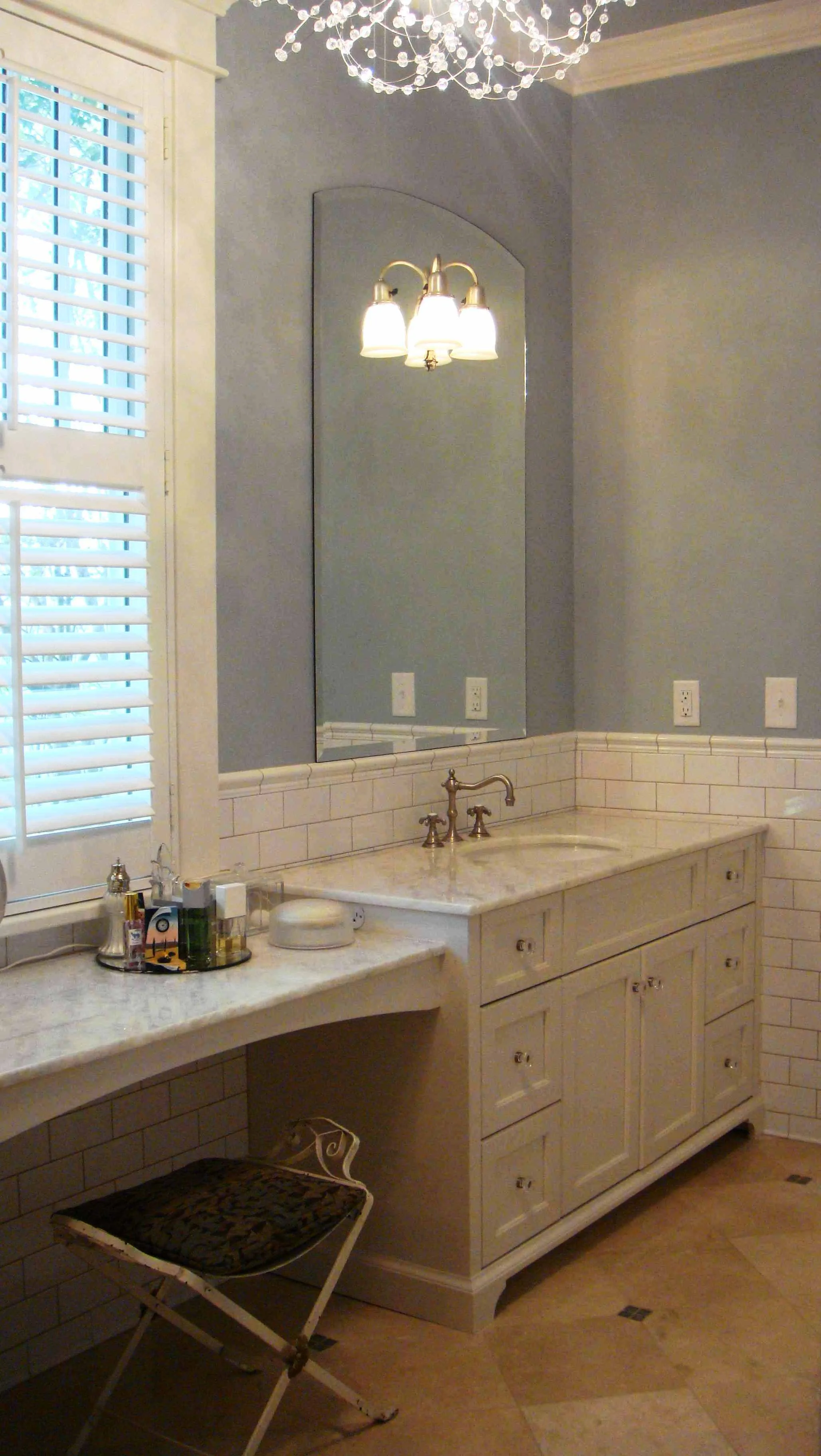 Contractor- Lawrence Brothers, LLC Interior Designer- Anna Rollings Photography- SABHager