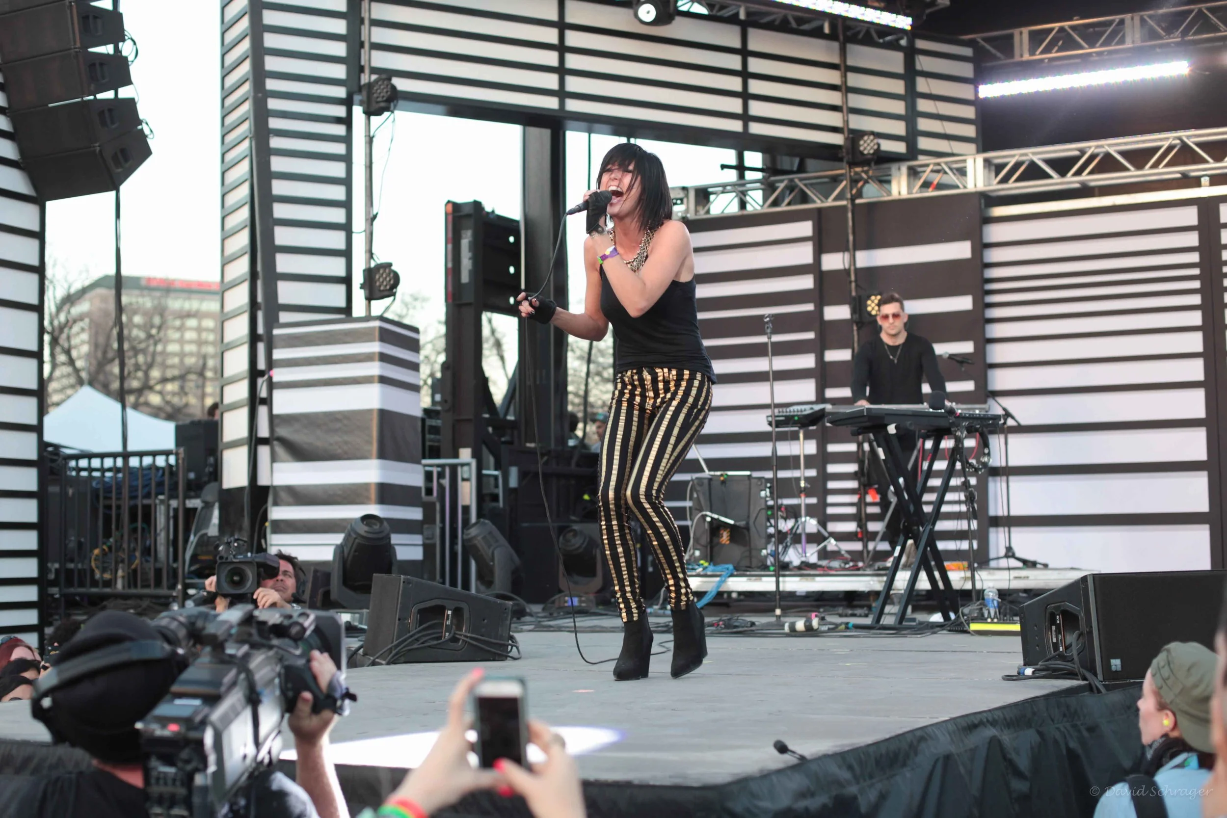 Phantogram @ The Woodies
