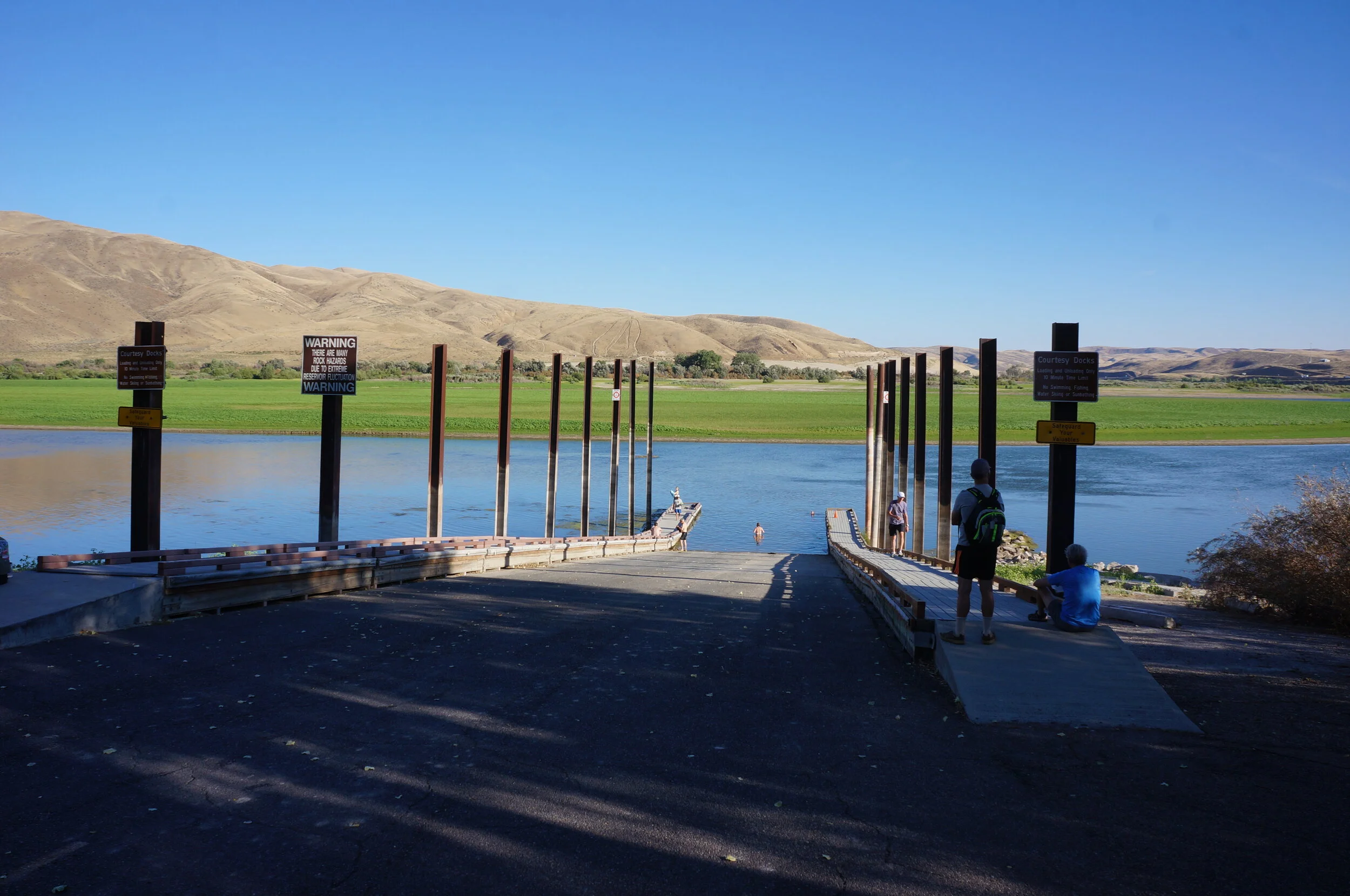  Day 1: Checking out the low river level at the boat launch at Farewell Bend State Park. Nope, not going swimming. 