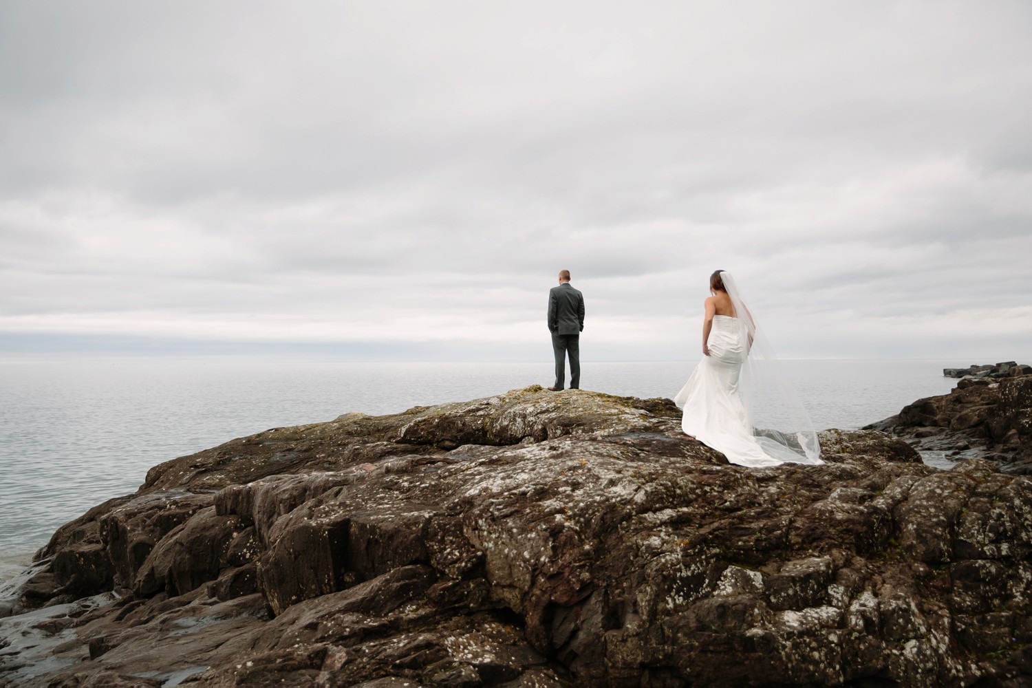 Duluth-Minnesota-North-Shore-Wedding-photographer-russell-heeter_0024.jpg