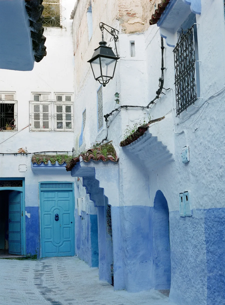 Lamp post and Blue Door in Medina_Chefchaouen_web.jpg